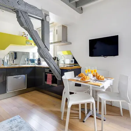 Le Marais & Pompidou - Cityapartmentstay Paris