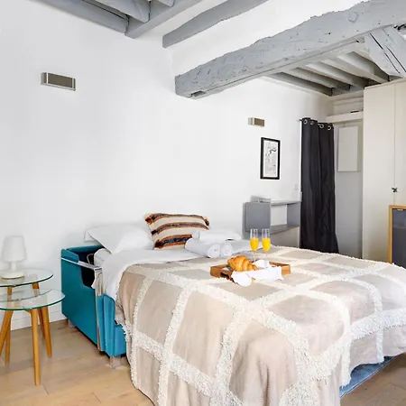 Apartment Le Marais & Pompidou - Cityapartmentstay *